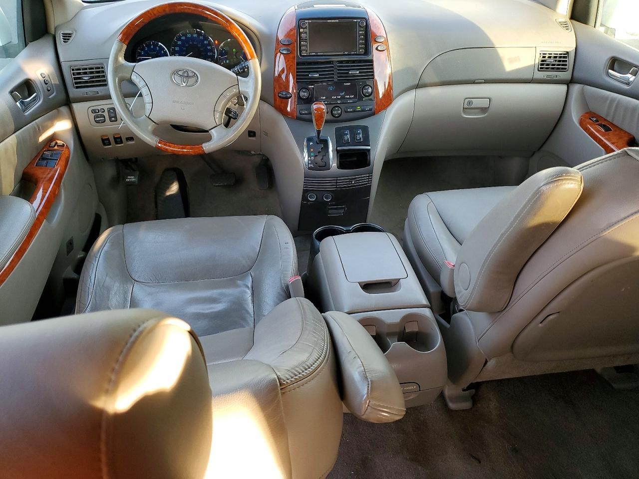 2008 Toyota Sienna xle