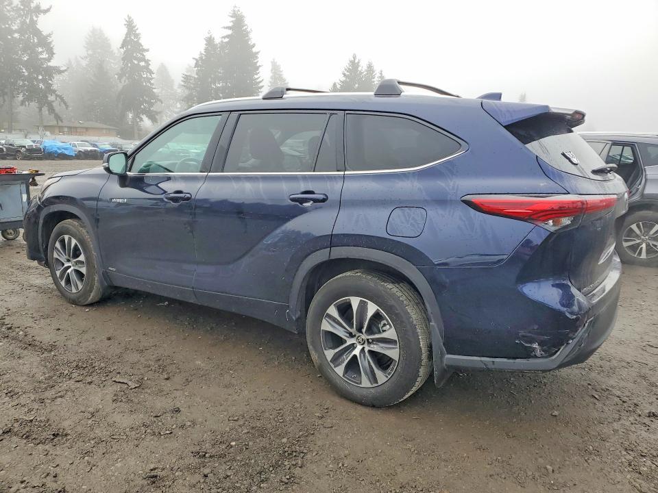 2020 Toyota Highlander Hybrid xle