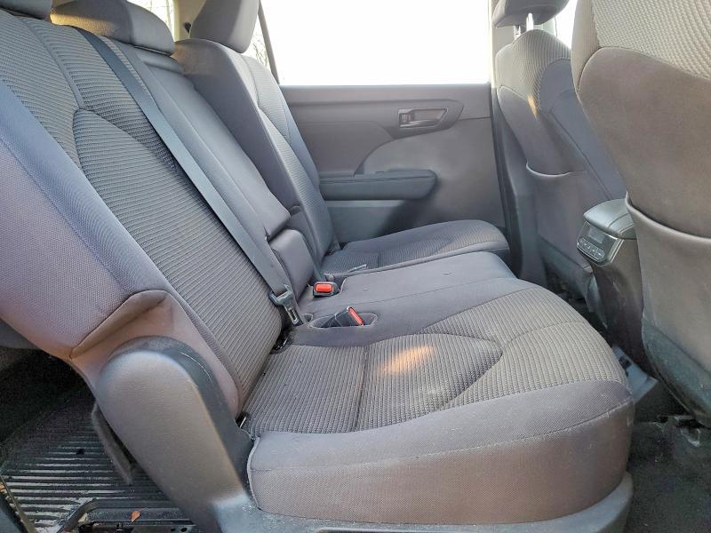 2020 Toyota Highlander le