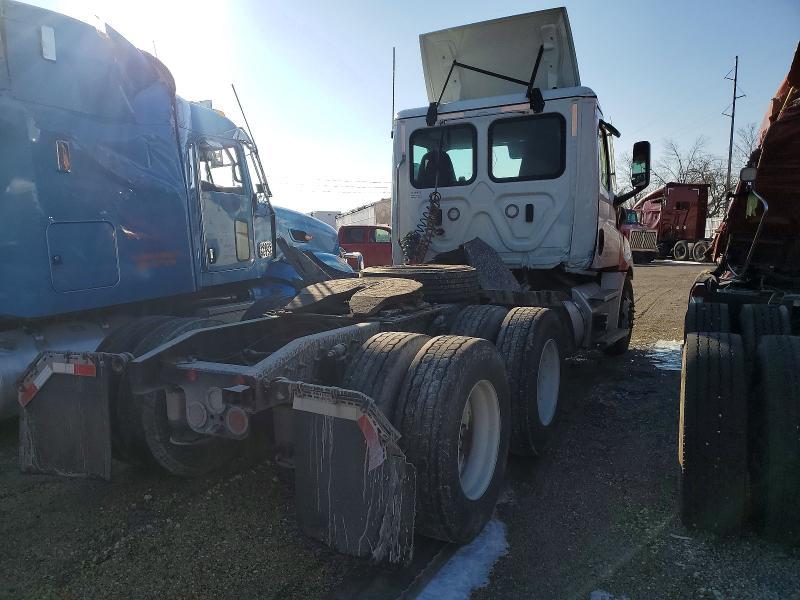 2024 Freigliner Cascadia 126