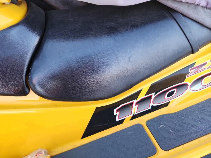 2001 Kawasaki Saki ZXI 1100 JET SKI