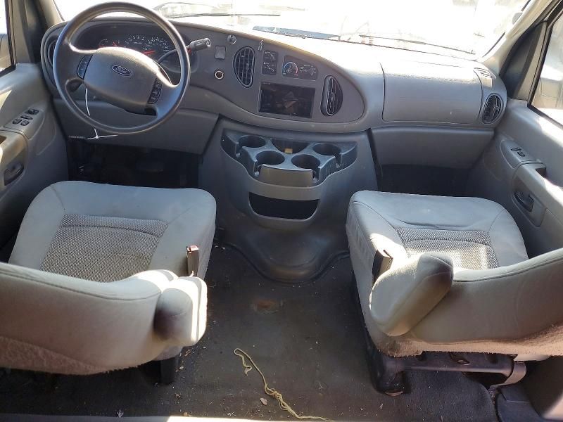 2006 Ford Econoline E350 Super Duty Wagon