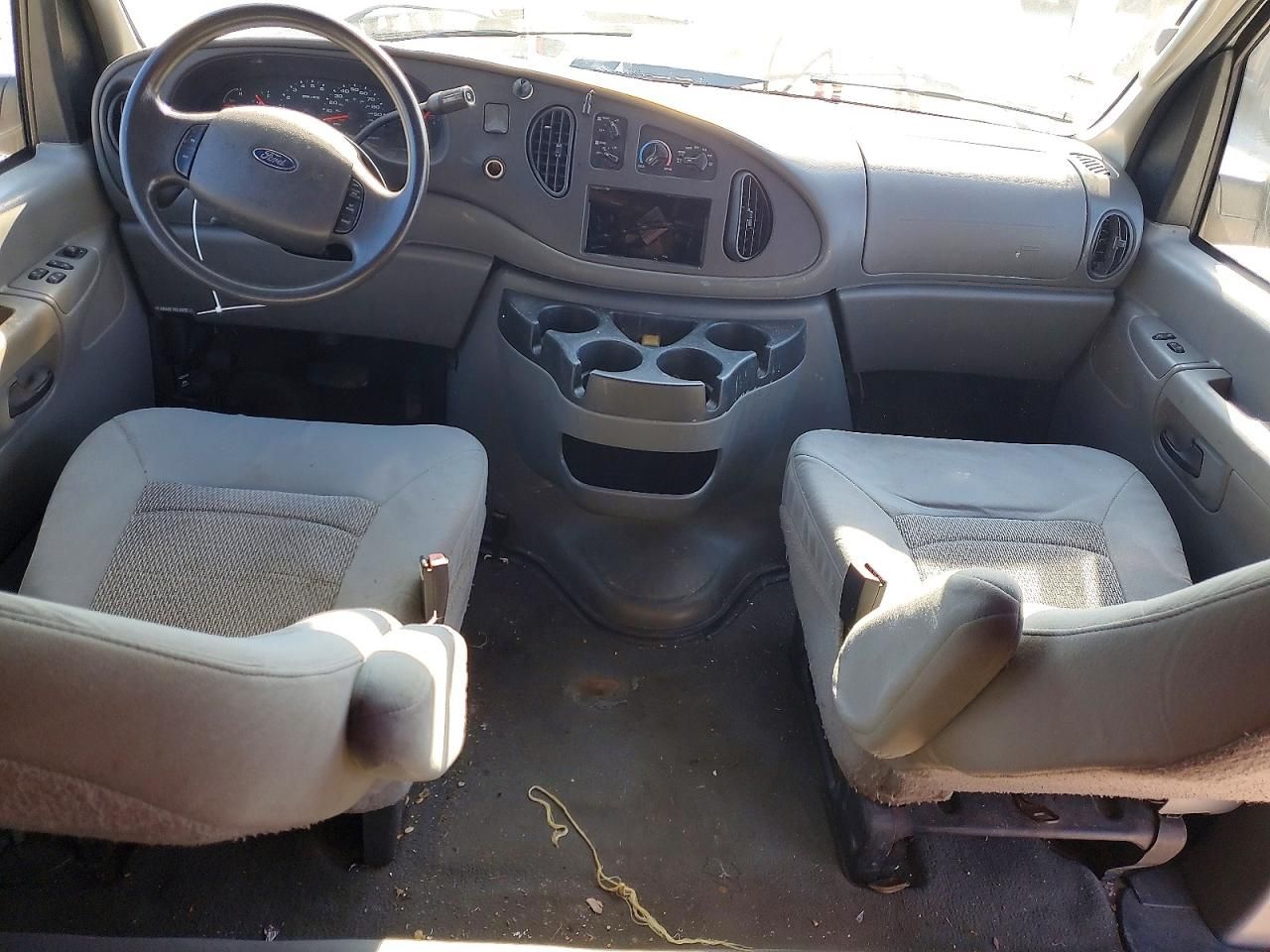 2006 Ford Econoline E350 Super Duty Wagon