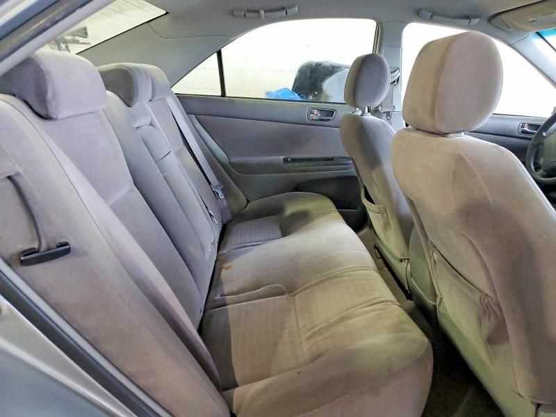 2006 Toyota Camry le