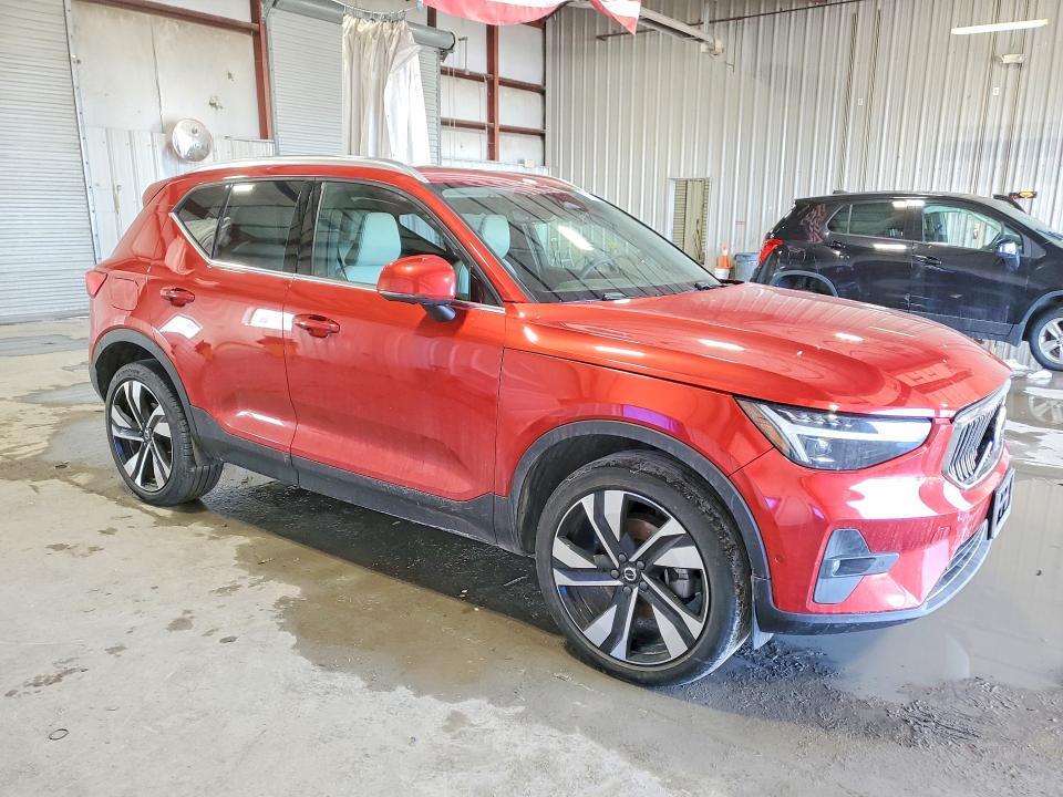 2024 Volvo Xc40 Plus