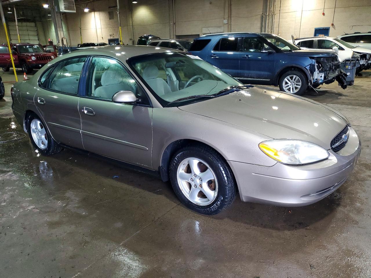 2003 Ford Taurus se