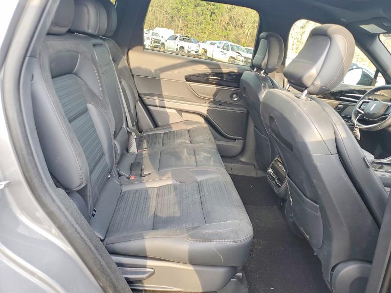 2025 Lincoln Nautilus Reserve