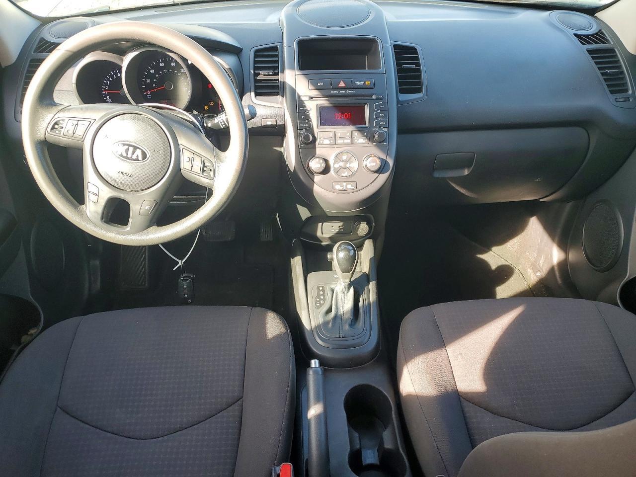 2013 KIA Soul Base