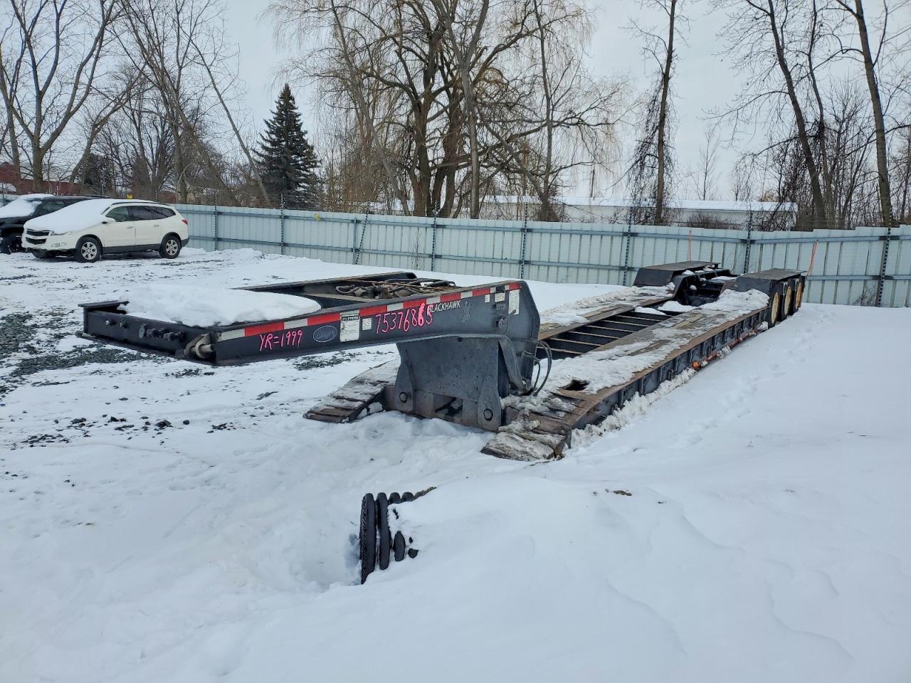 1999 00n2 Utility TR-Lowboy Equipment Trailer