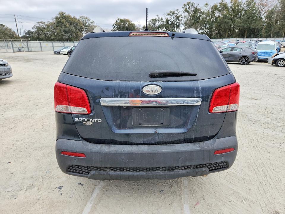 2013 KIA Sorento lx