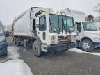 2015 Mack MRU613 Refuse Truck