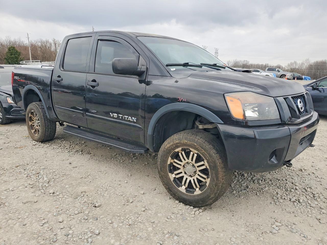2010 Nissan Titan SE