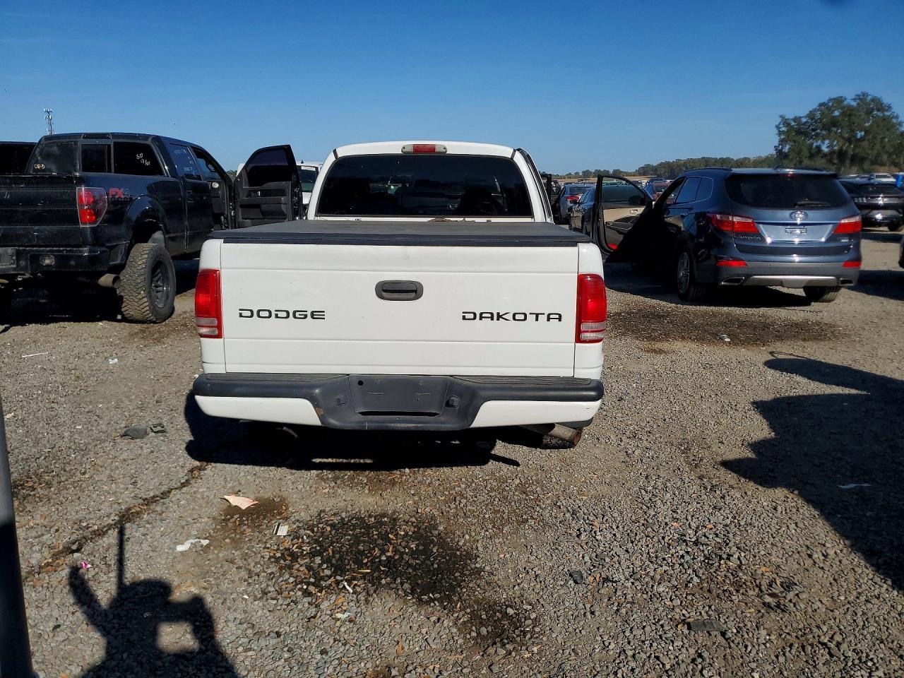 2004 Dodge Dakota Quad Sport