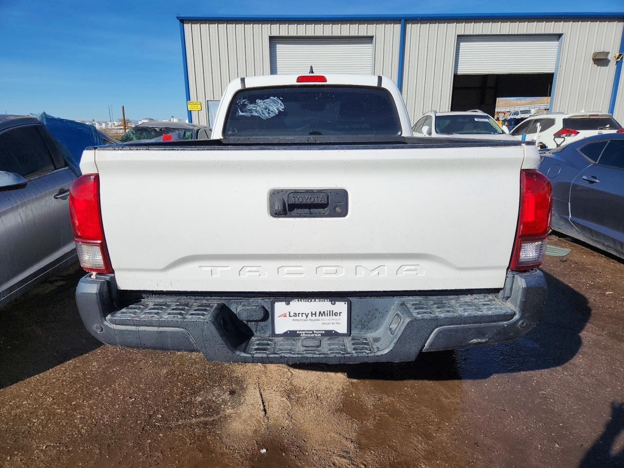2018 Toyota Tacoma SR
