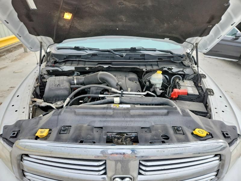 2016 Dodge Ram 1500 slt