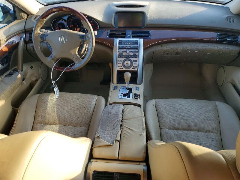 2005 Acura RL