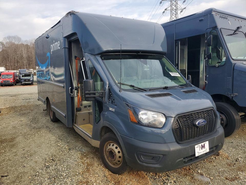 2021 Ford Transit Delivery Truck