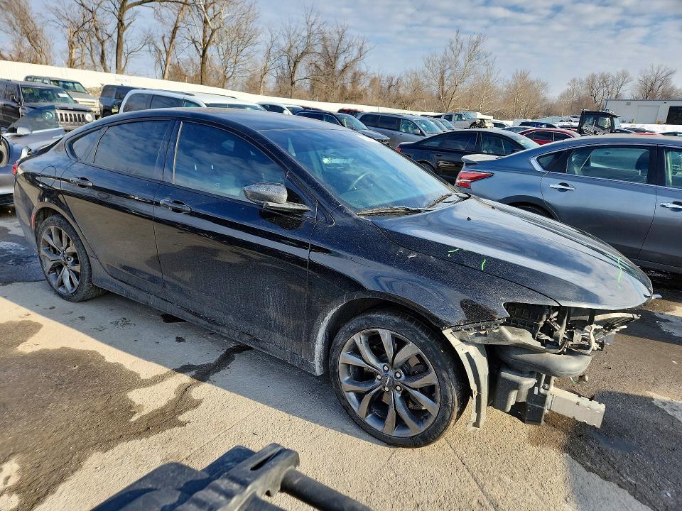 2015 Chrysler 200 s