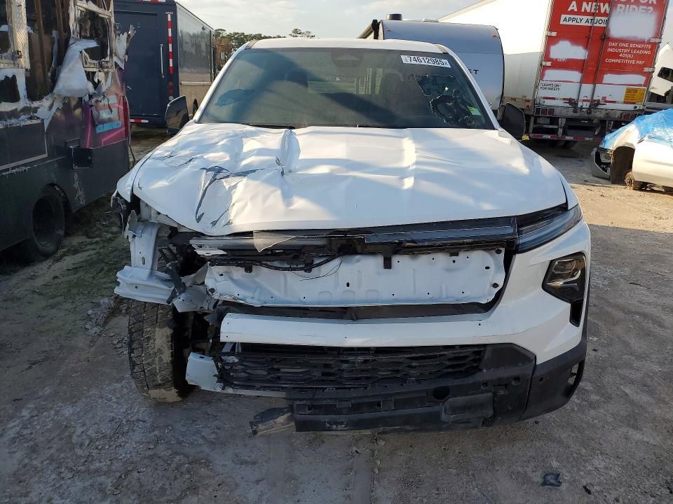 2025 Chevrolet Silverado lt