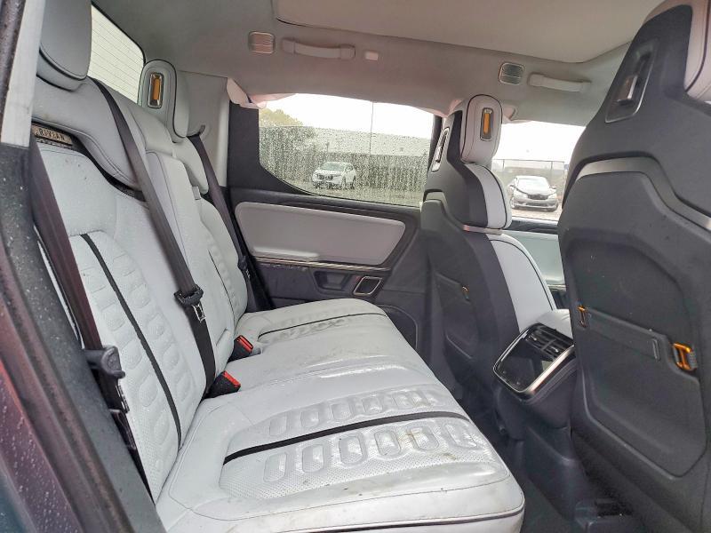 2023 Rivian R1T Adventure