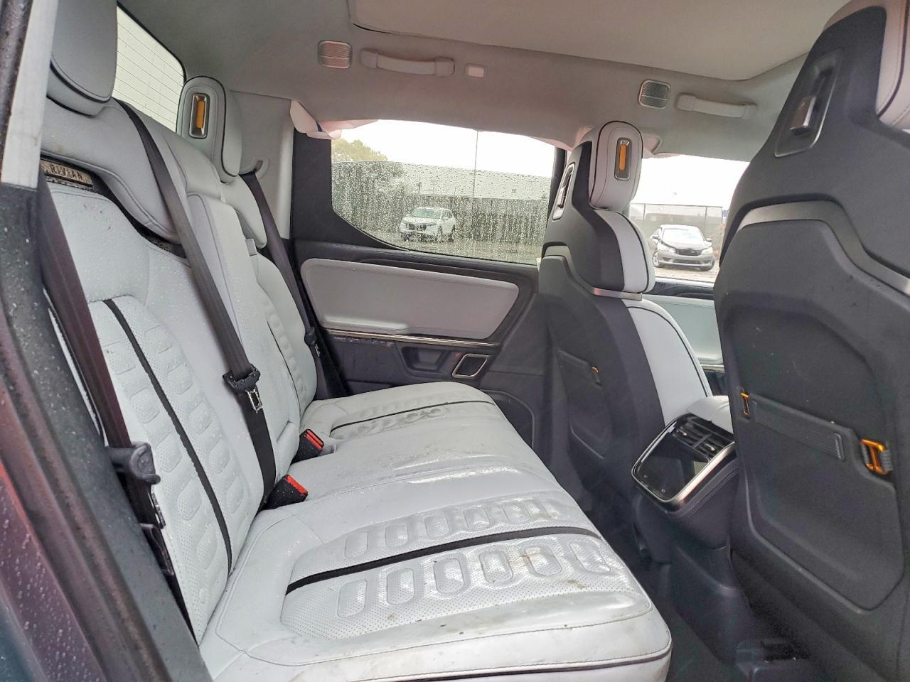 2023 Rivian R1T Adventure