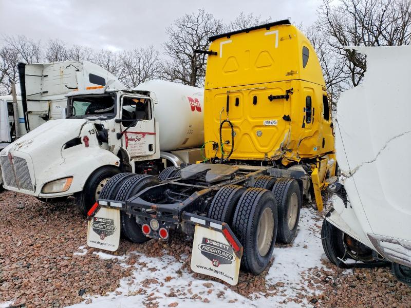 2022 Freigliner 2022 Freightliner Cascadia 126 Semi Truck