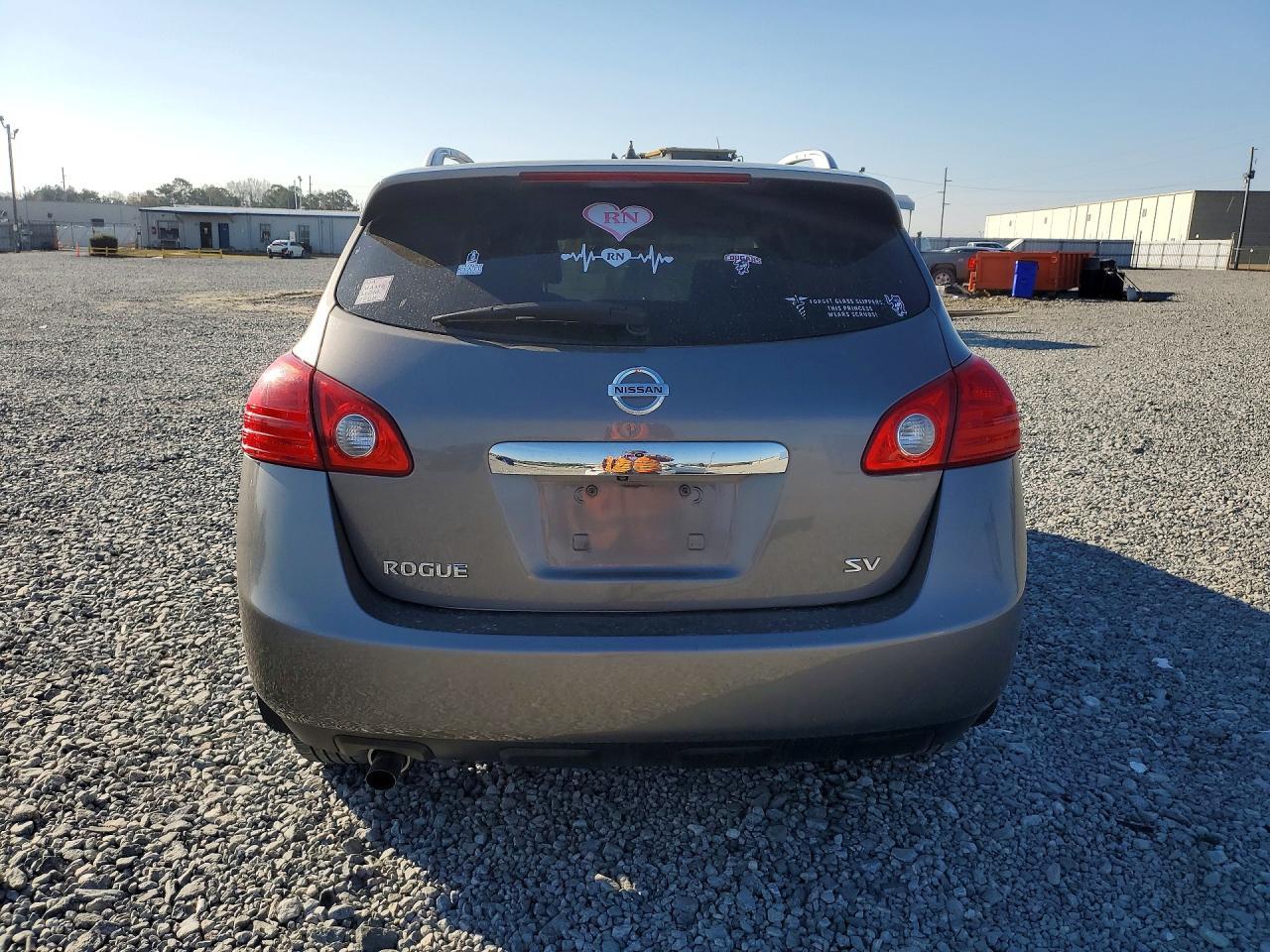 2012 Nissan Rogue s
