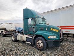 Mack cx612 Semi Truck Vehiculos salvage en venta: 2017 Mack CX612 Semi Truck