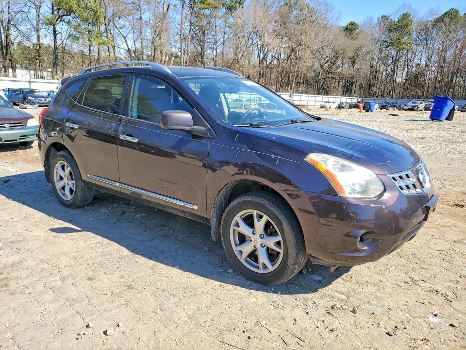 2011 Nissan Rogue s
