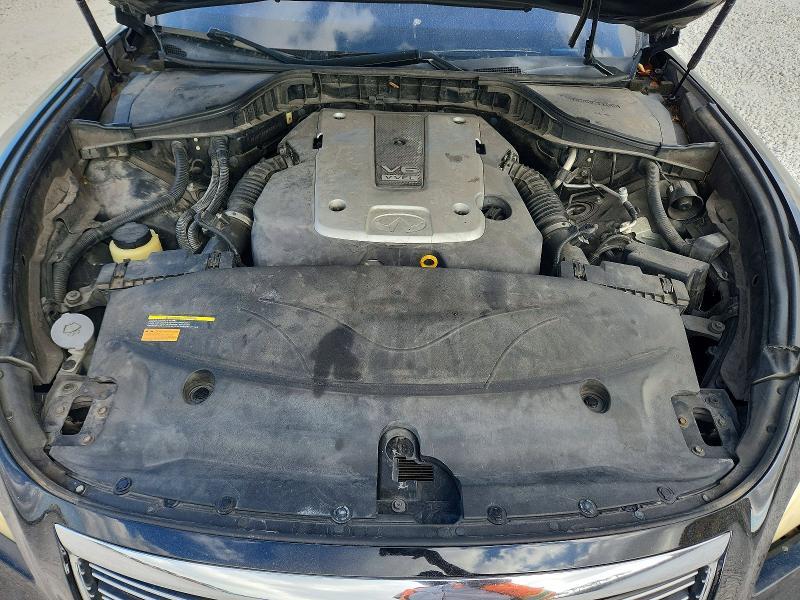 2014 Infiniti Q70 3.7