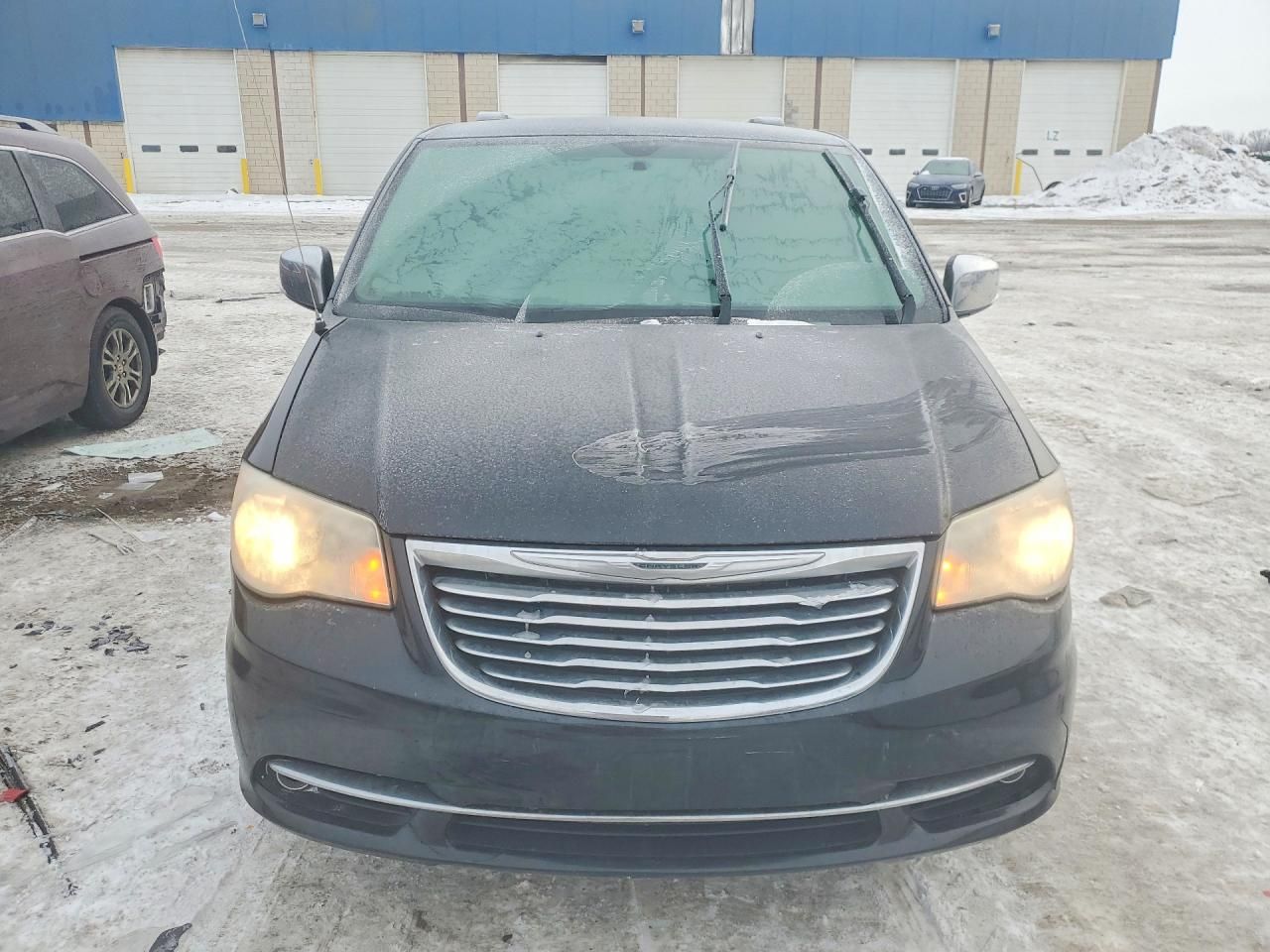 2014 Chrysler Town & Country Touring l