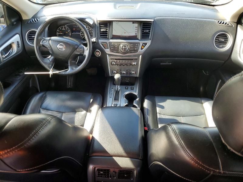 2020 Nissan Pathfinder sl