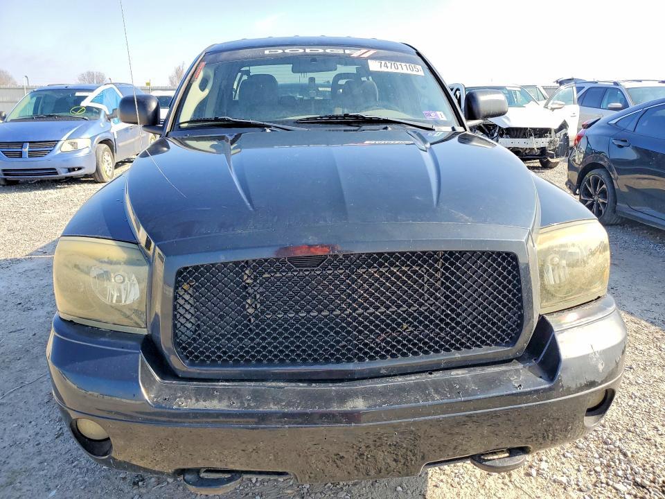 2006 Dodge Dakota Quad slt