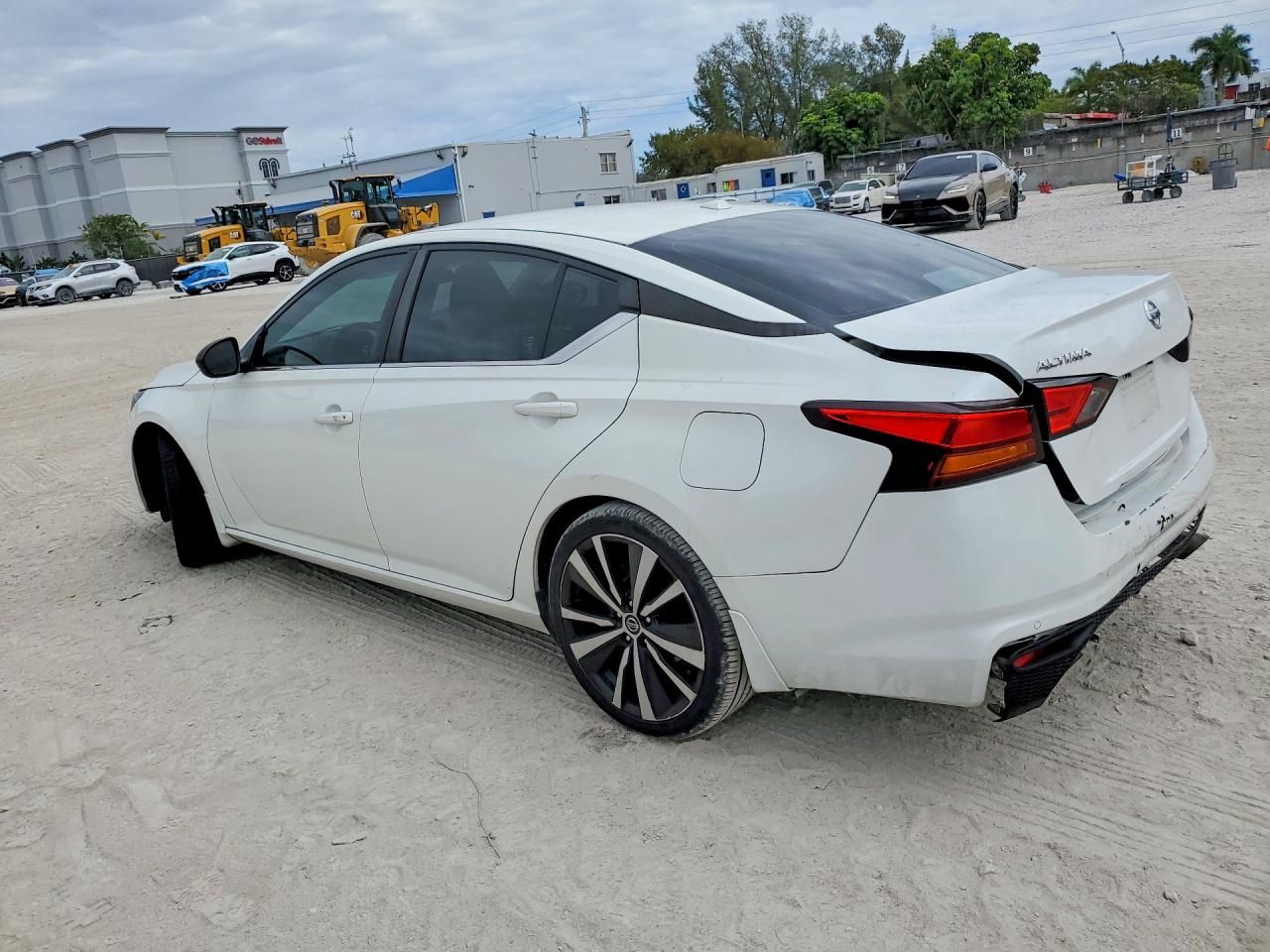 2020 Nissan Altima sr