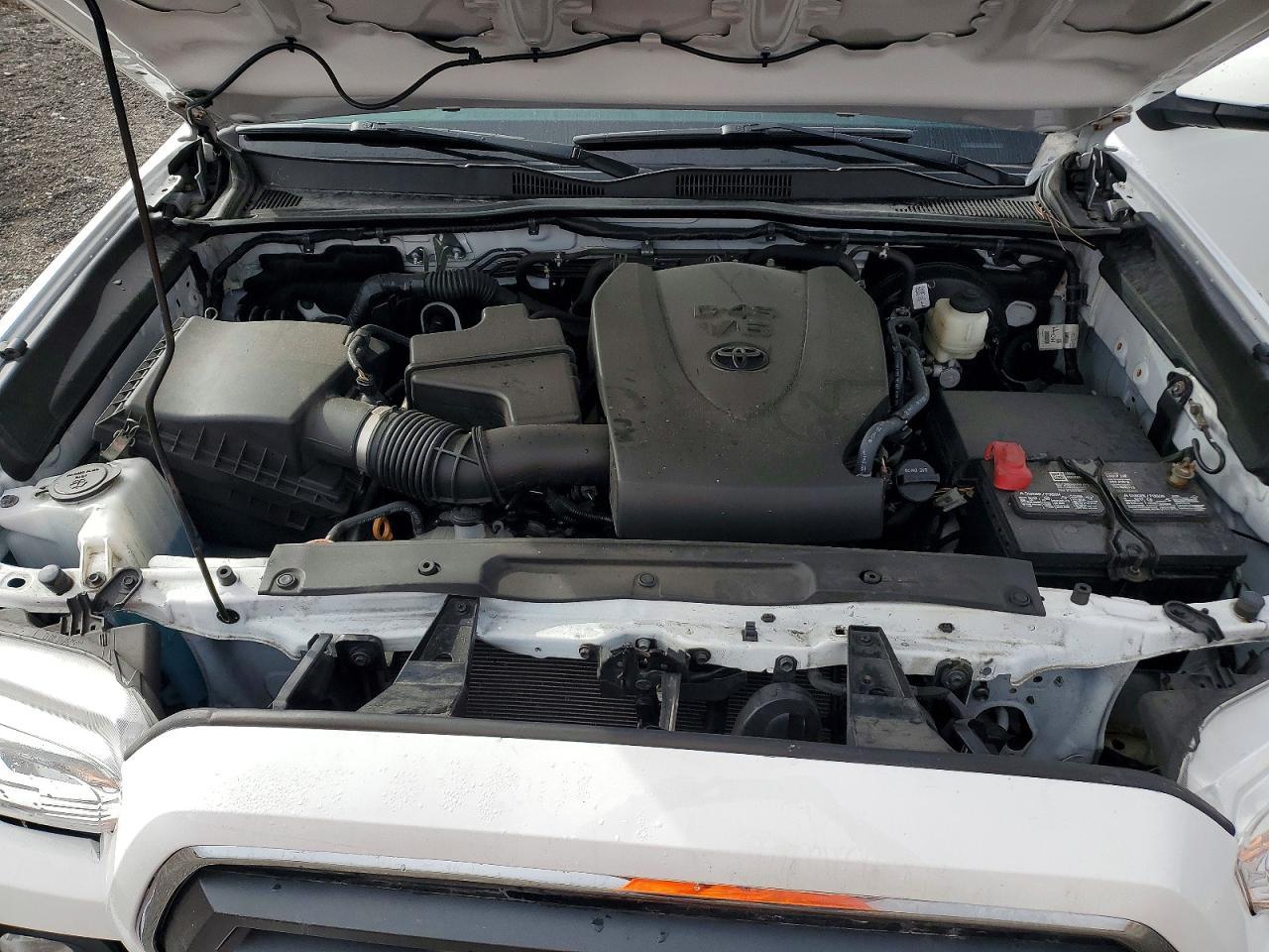 2022 Toyota Tacoma SR5 V6