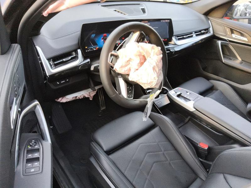 2025 BMW 2025 b m w x Series X2 4D suv 28I Xdrive Msport