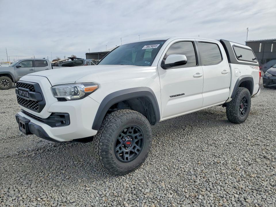 2017 Toyota Tacoma Double cab