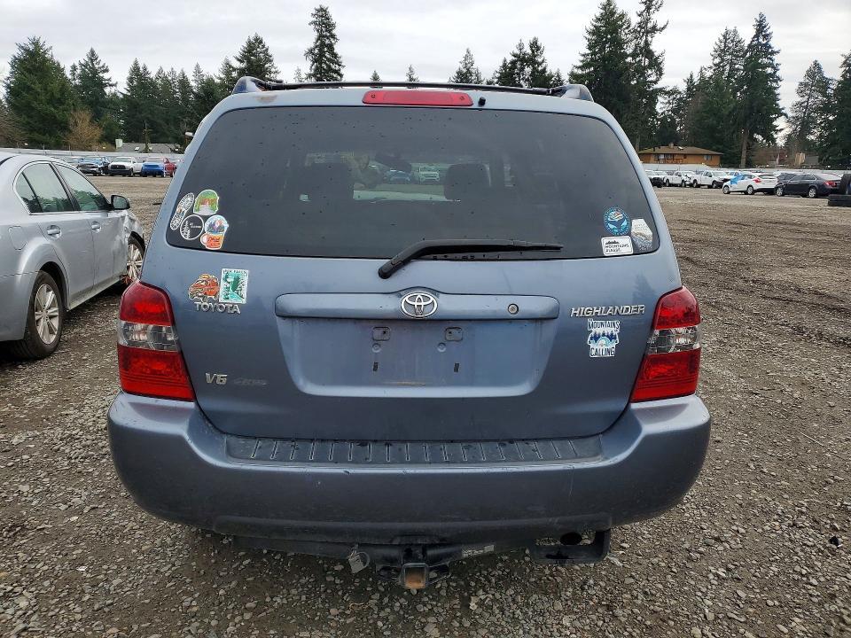 2004 Toyota Highlander Base