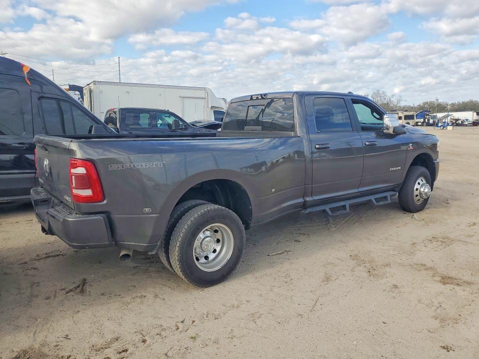 2023 Dodge 3500 Laramie