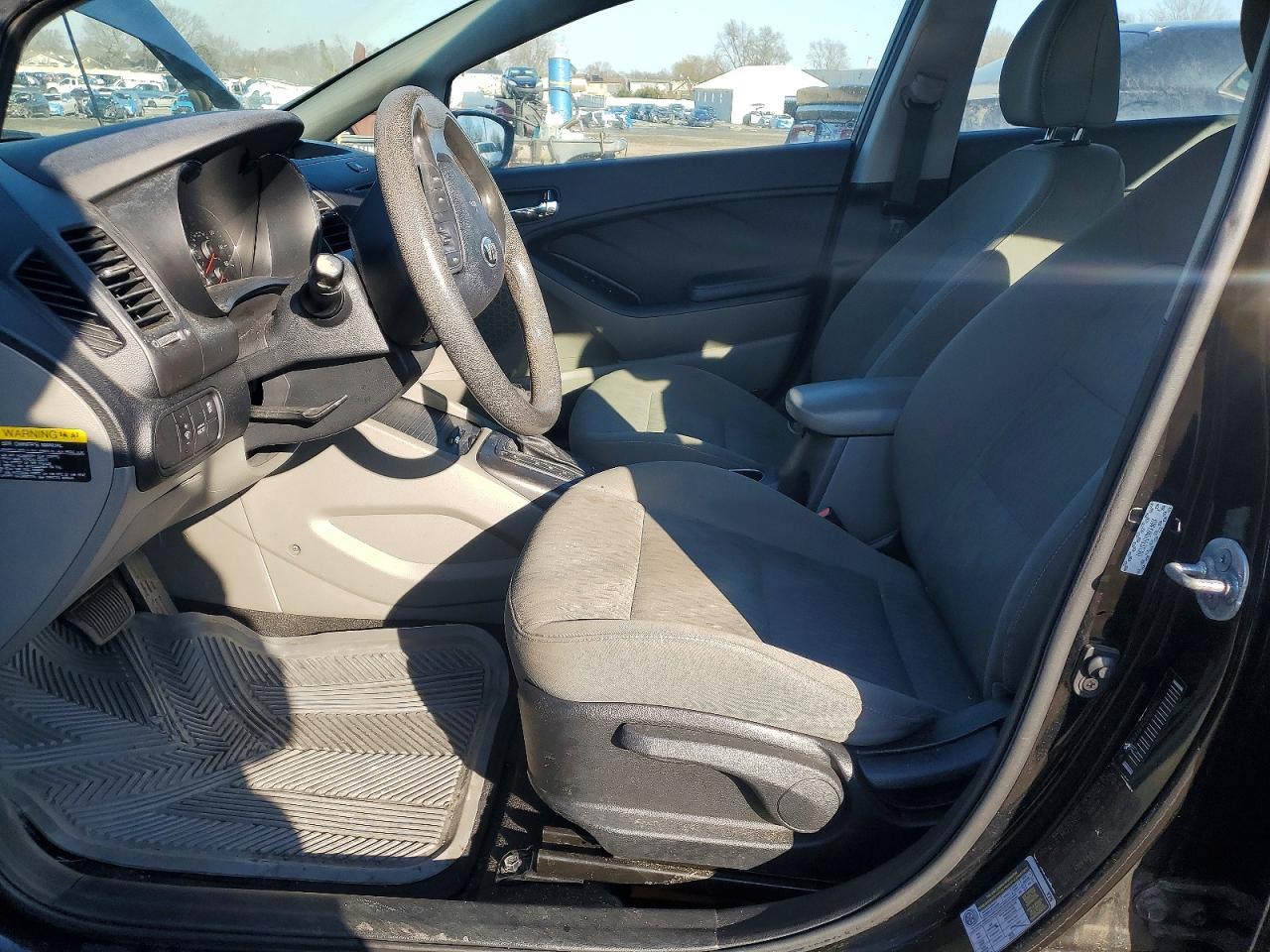 2016 KIA Forte lx
