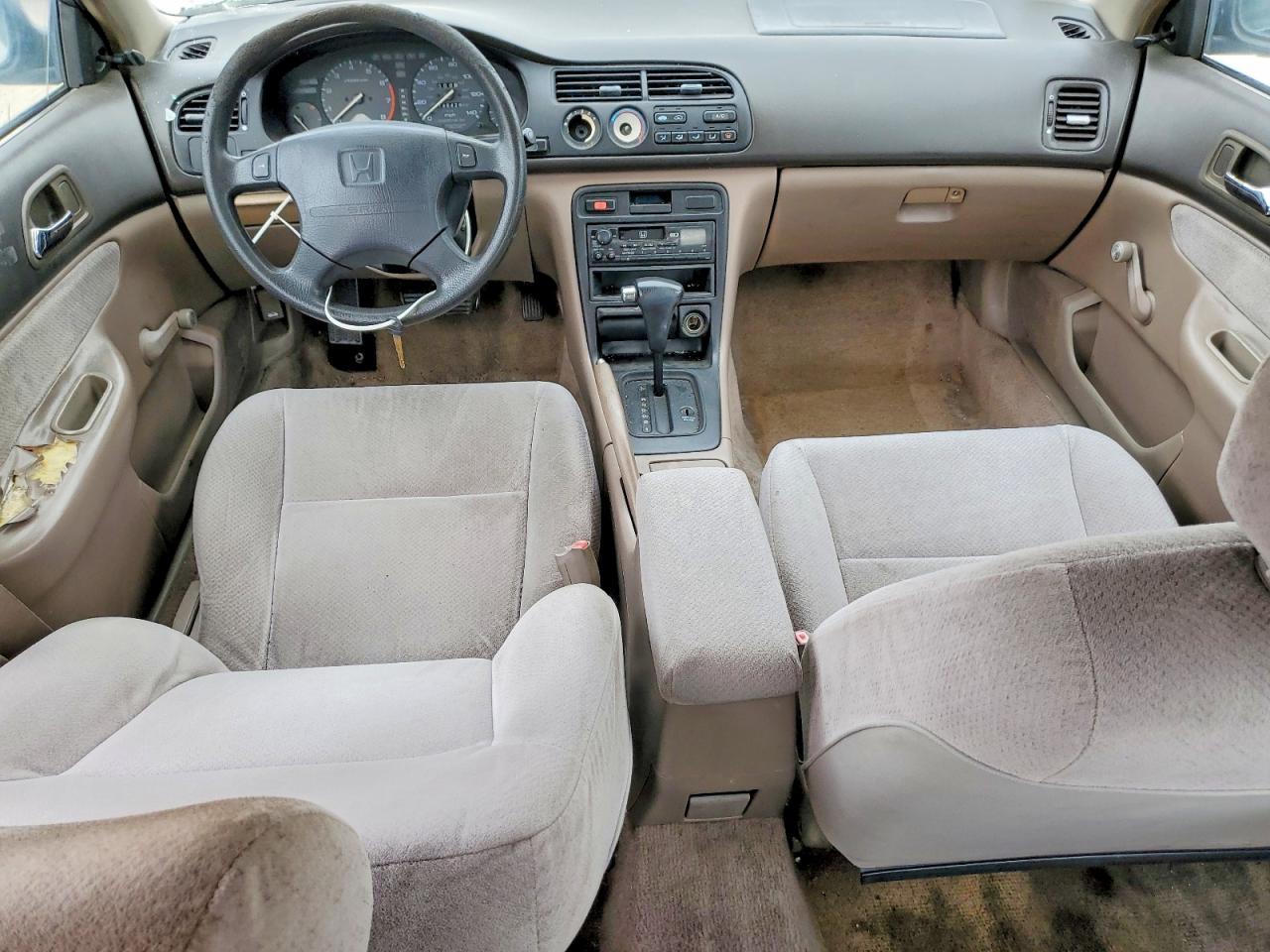 1996 Honda Accord dx