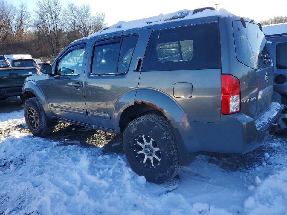 2005 Nissan Pathfinder le