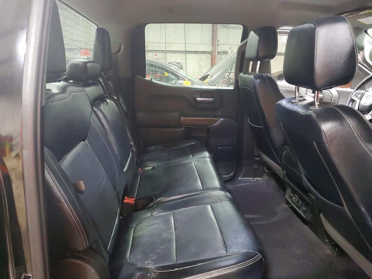 2019 Chevrolet Silverado K1500 RST