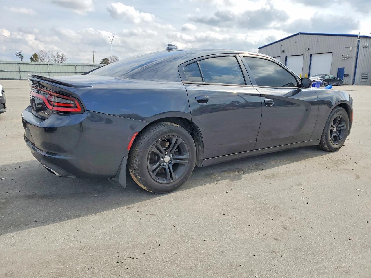 2016 Dodge Charger sxt