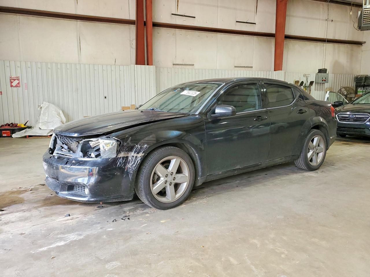 2011 Dodge Avenger lux