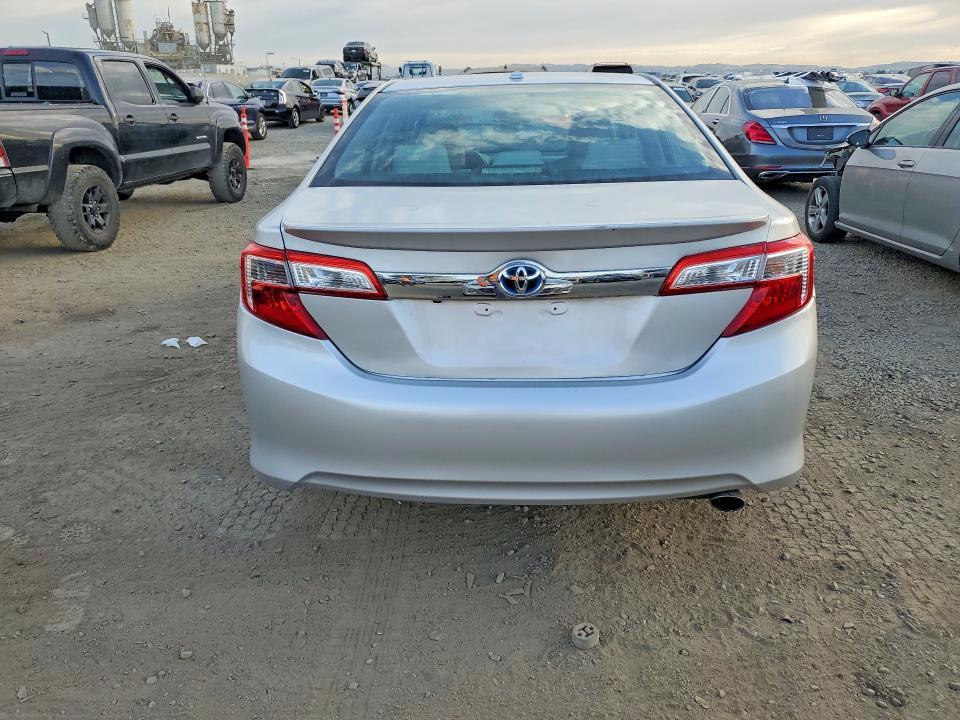 2013 Toyota Camry Hybrid