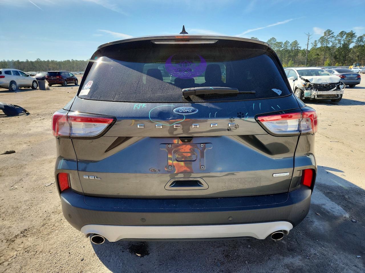 2020 Ford Escape sel