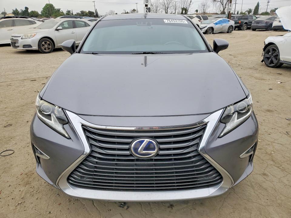 2016 Lexus Es 300h