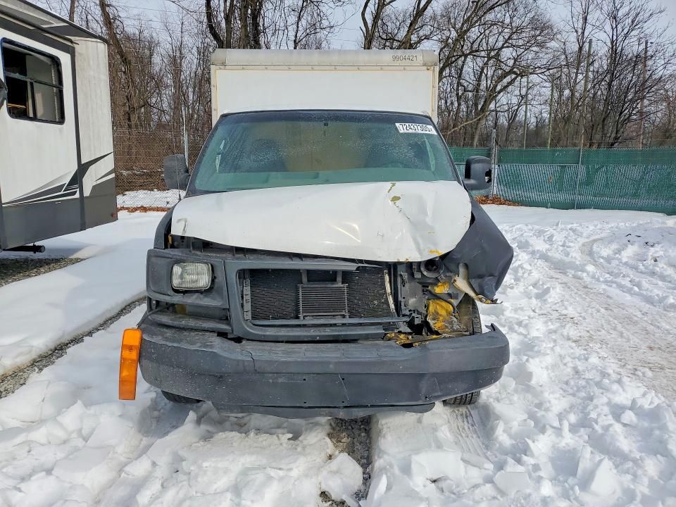 2009 GMC Savana G3500