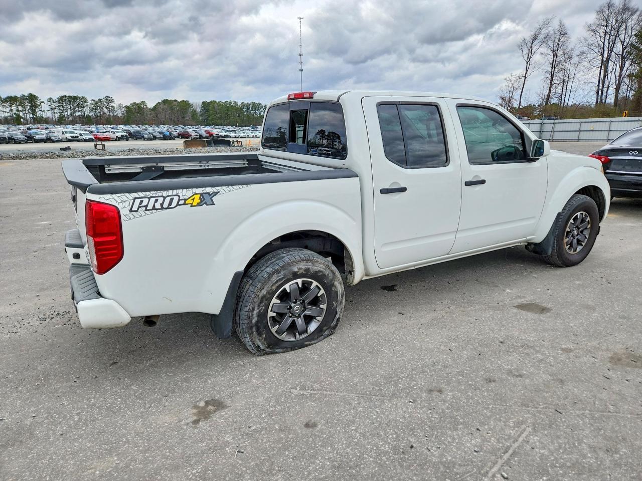 2019 Nissan Frontier s